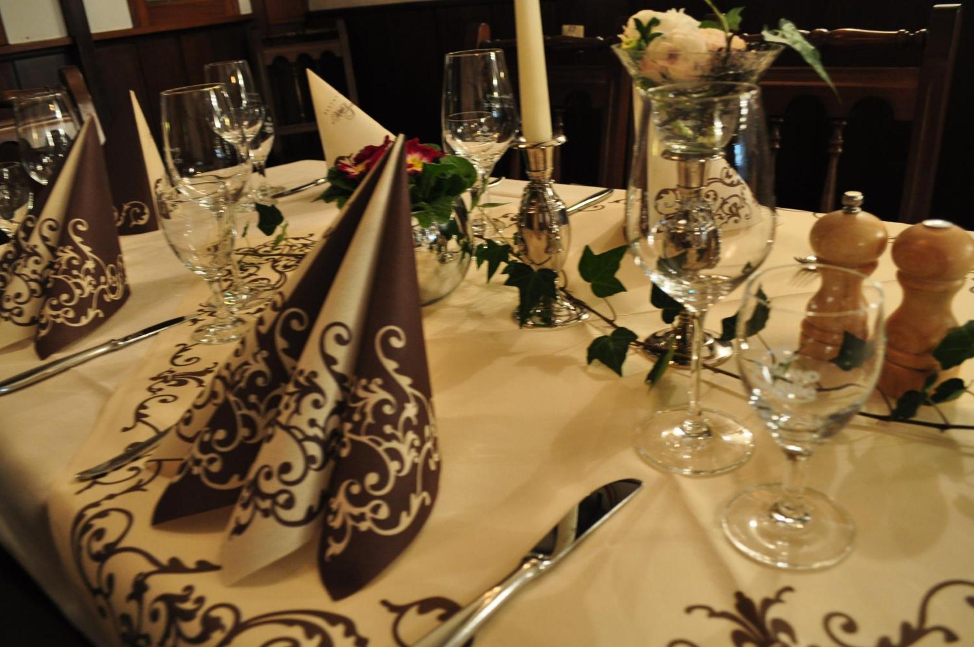 Altes Gasthaus Kuhr - Hotel & Restaurant Papenburg Eksteriør billede