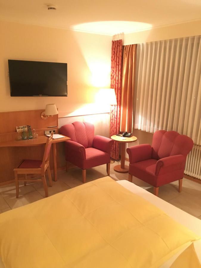 Altes Gasthaus Kuhr - Hotel & Restaurant Papenburg Eksteriør billede