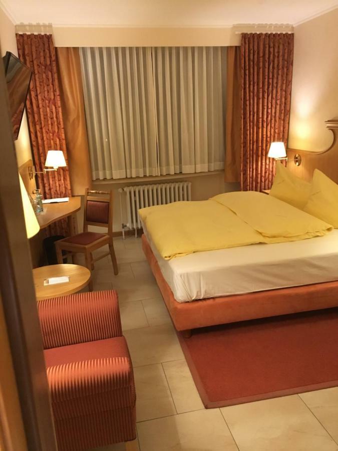 Altes Gasthaus Kuhr - Hotel & Restaurant Papenburg Eksteriør billede