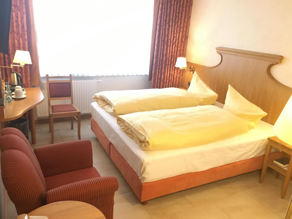 Altes Gasthaus Kuhr - Hotel & Restaurant Papenburg Eksteriør billede